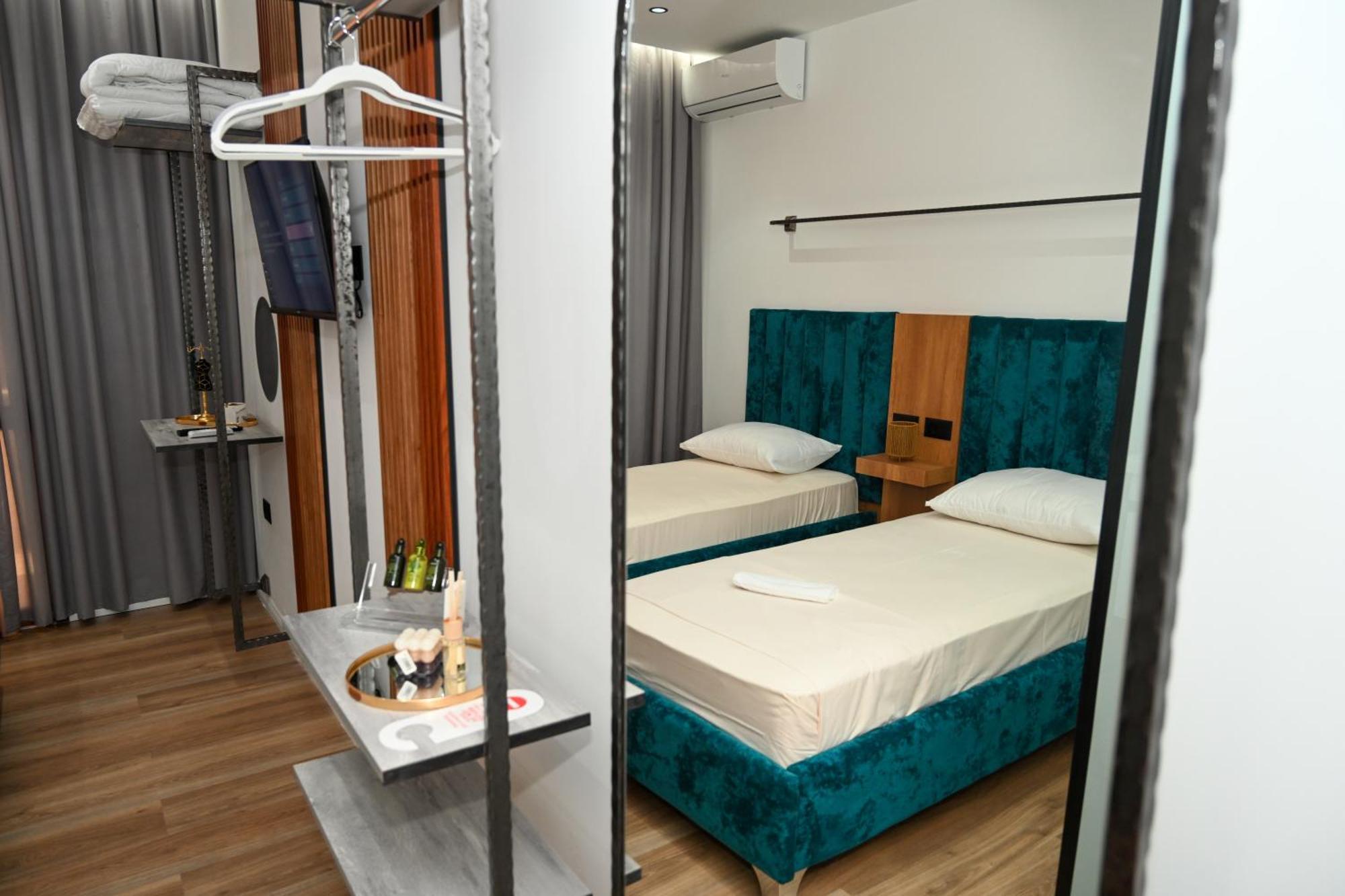 Hotel Apollonia Fier